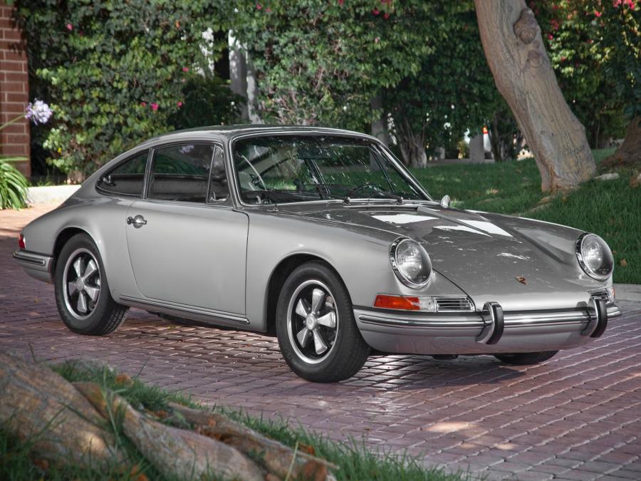  Porsche 911 2.0 Coupe 1965 года  (NA) (фото 2 из 33)